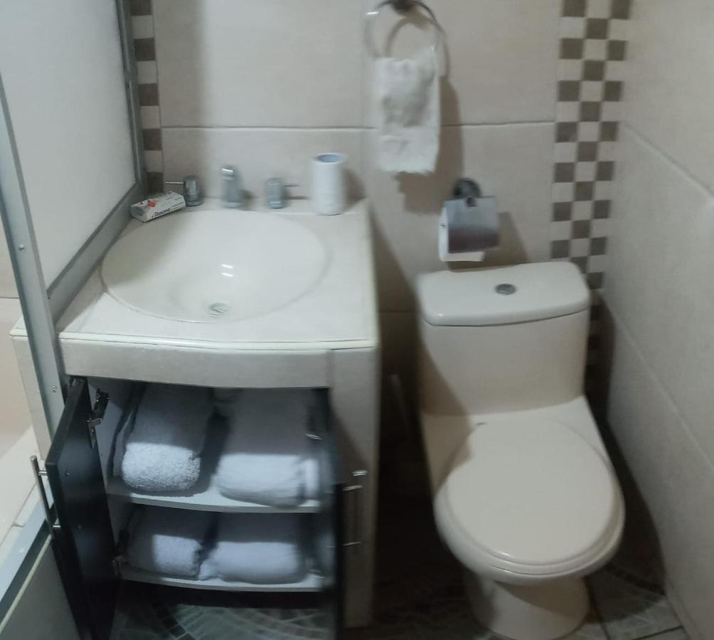 A Un Minuto Del Aeropuerto Sientase Como En Casa Cuzco Exterior foto
