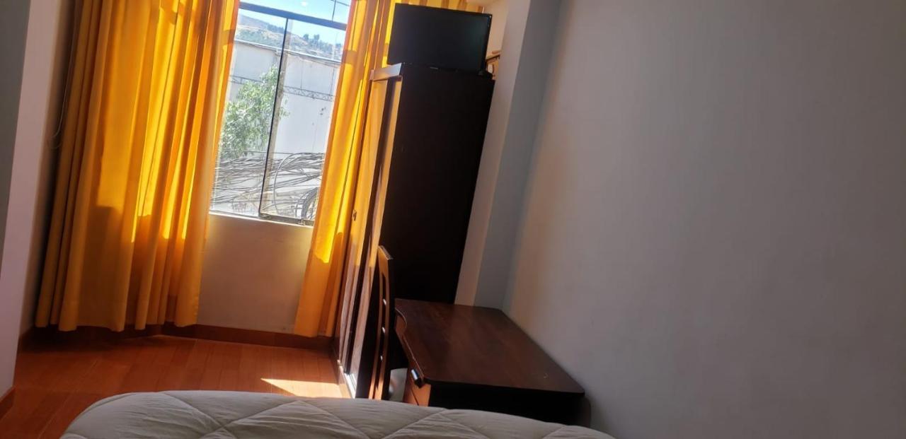 A Un Minuto Del Aeropuerto Sientase Como En Casa Cuzco Exterior foto